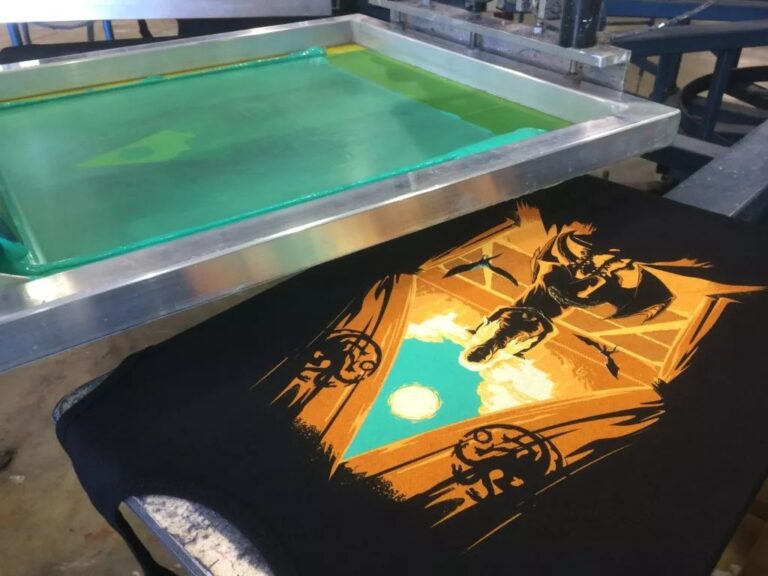 How to Burn Screens for Screen Printing: Flawless Screens