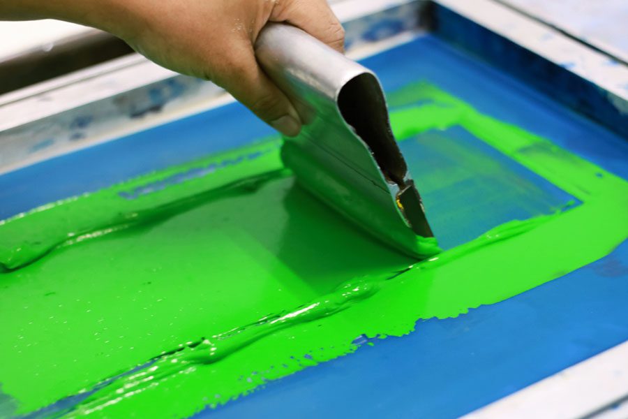 How to Choose the Right Screen Printing Pallet Adhesive
